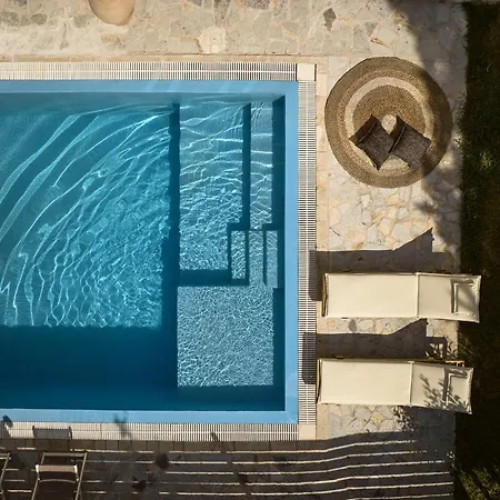 Avesta Private Villa